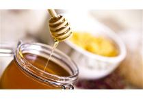 10 mënyrat që ta dalloni mjaltin e vërtetë natyror