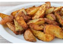 Një propozim për darkë: Racion i shijshëm me patate të reja